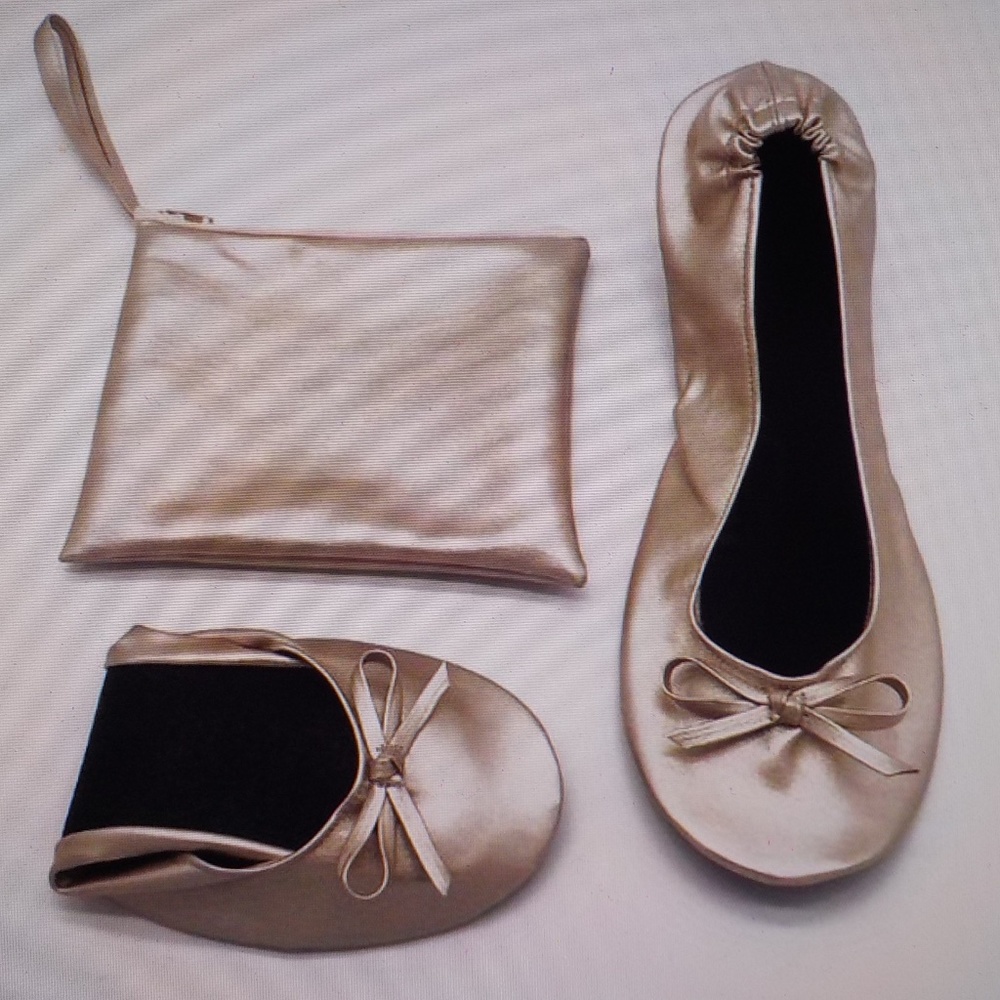 Carry Flats & Clutch Bag